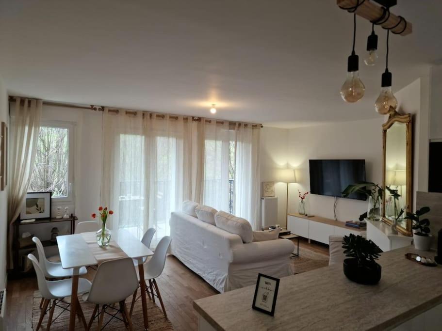 Cozy Apartment Near Paris 克拉马 外观 照片